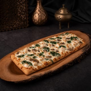 Chicken Alfredo Flatbread Pizza